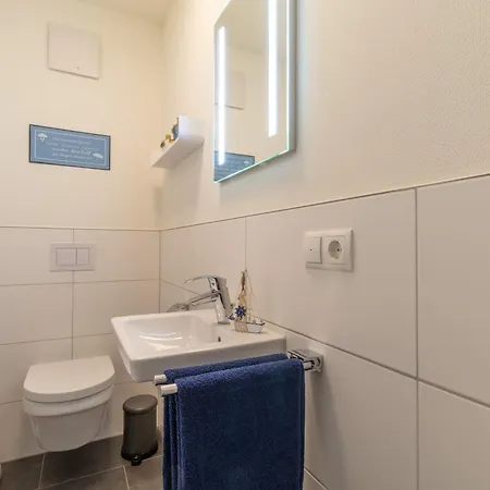Tor 22 - Strandnah Mit Sauna Und Balkon Appartement Kellenhusen