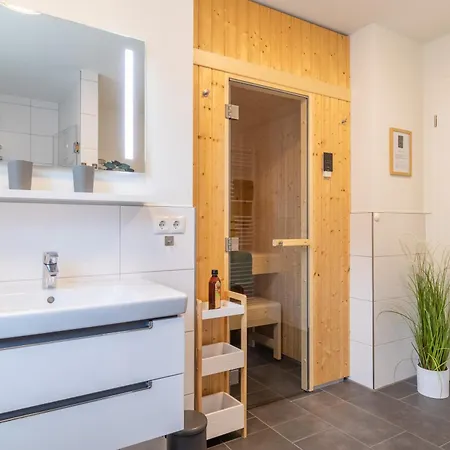 Appartement Tor 22 - Strandnah Mit Sauna Und Balkon Kellenhusen