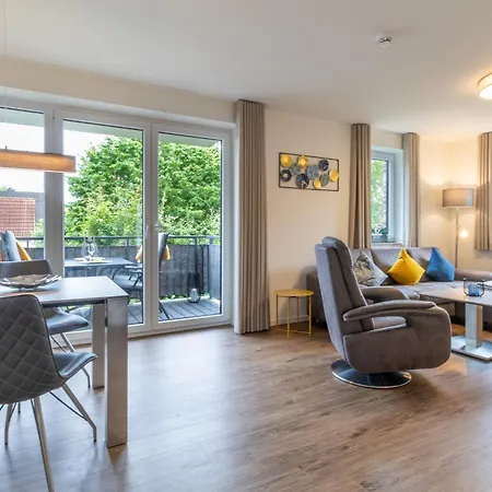 Tor 22 - Strandnah Mit Sauna Und Balkon Kellenhusen